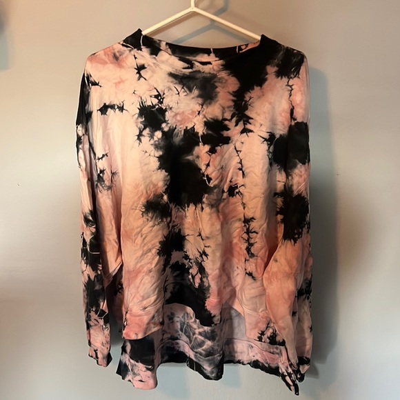 Electric & Rose High/Low Crew Neck - Picture 1 of 5